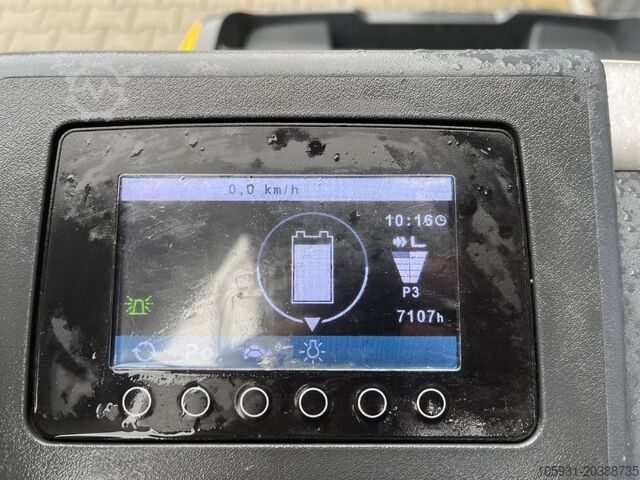 Medium Lift Order Picker Jungheinrich EKS110