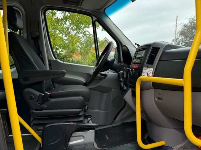 Minibus MERCEDES-BENZ Sprinter 313 BlueTEC 9 Sitze Rollstuhllift Klima