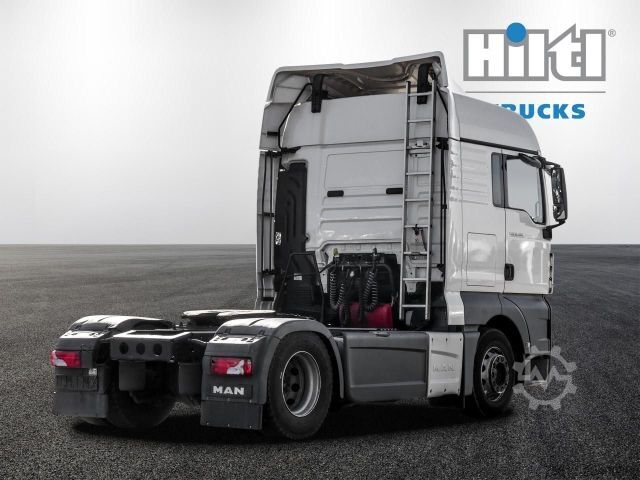 Standard SZM MAN TGX 18.500 4x2 + SKIRTS + FRIDGE + RETARDER ZV