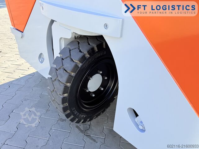 4-way forklift Hubtex DQ45G DUPLEX 5000 FORK-POSITIONER CABIN