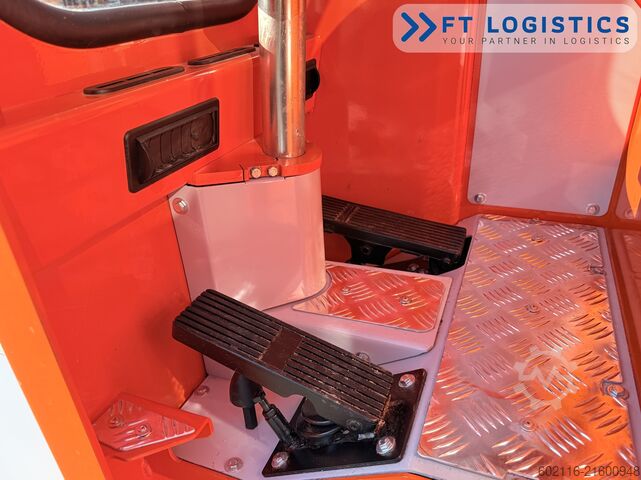 4-way forklift Hubtex DQ45G DUPLEX 5000 FORK-POSITIONER CABIN