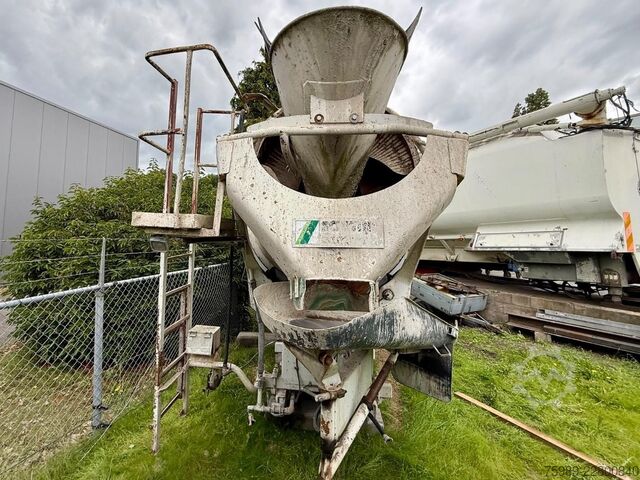 Betonmischer SCHWING Stetter beton mixer 10 m3 used beton mixer