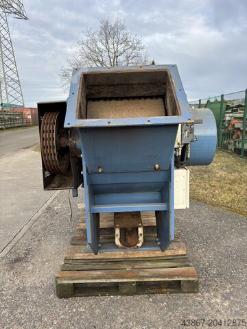 Holzzerkleinerer Bruks 820CM