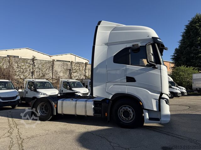 Standard SZM Iveco SWAY 490