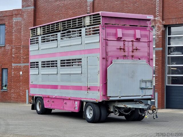 Viehtransport Pezzaioli 2 deck livestock - Lifting floor - Lifting roof...