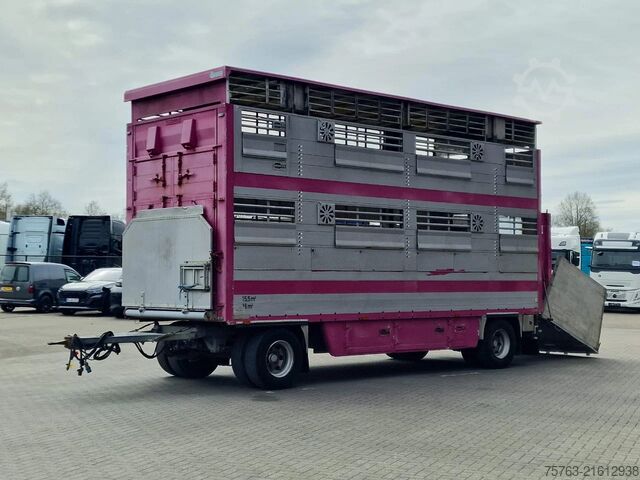 Viehtransport Pezzaioli 2 deck livestock - Lifting floor - Lifting roof...