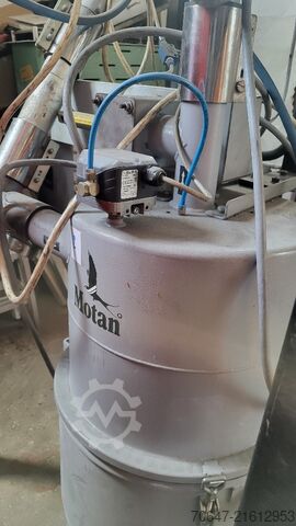 Vakuumpumpen 2 Stück mit Zentralfiltern VACOM Induvac VC 340-720