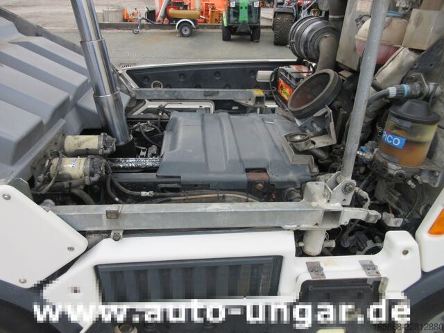 Kehrmaschine Hako CityMaster CM 2000 Bj. 2015 2-Besen-Syst