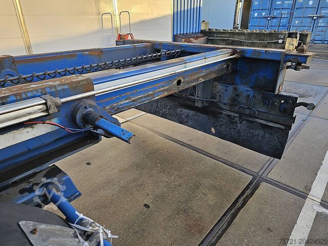 Container transportation RENDERS ROC 16.27CC