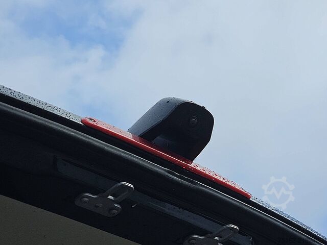 High-roof van MERCEDES-BENZ SPRINTER 319 L2H2 V6 LED Automaat