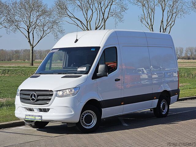 High-roof van MERCEDES-BENZ SPRINTER 314 L2H2 Mbux RWD Euro6!