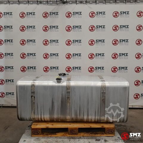 Kraftstofftank Scania Occ brandstoftank 700L + brandstofniveausensor Sca