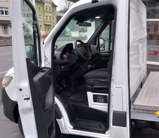 Truck aerial platform France Elevateur Topy 10.2