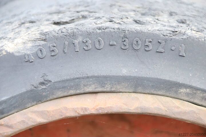 Heavy-duty transport vehicle 11 tons unbekannt Trägerabstand 5860 mm  Höhe 850 bis 1255 mm