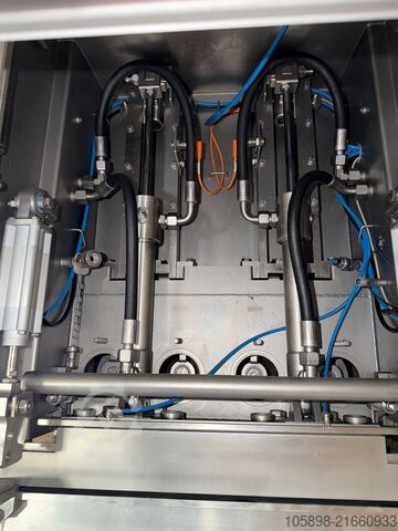 Former für Burger und Nuggets, Baujahr 2021, 600 mm Breite. GEA MultiFormer MLF600