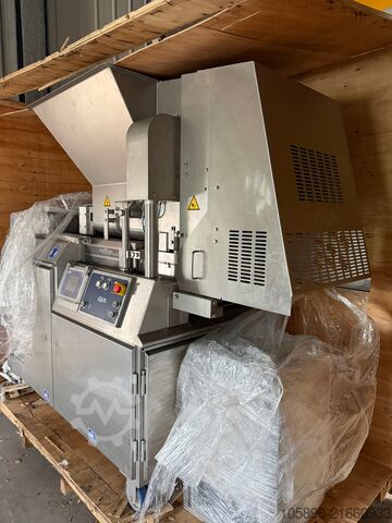 Former für Burger und Nuggets, Baujahr 2021, 600 mm Breite. GEA MultiFormer MLF600