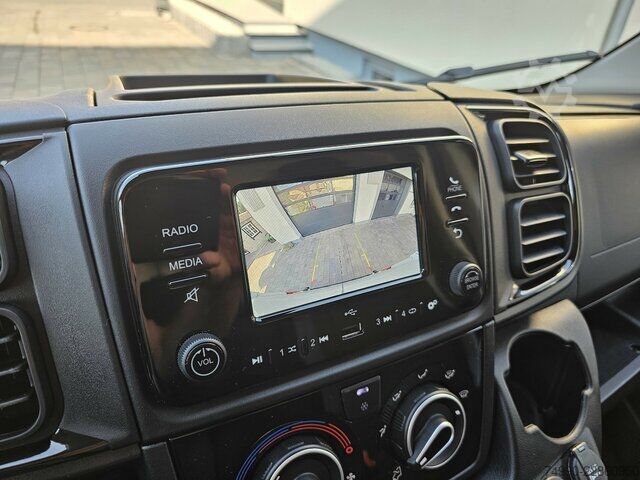 Van Fiat Ducato 35 MAXI L5H3 L4H3 17m³ 270° Schwingsitz