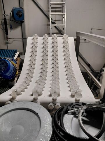 Depanner (machine for removing products from molds or trays) Pro-Tot 