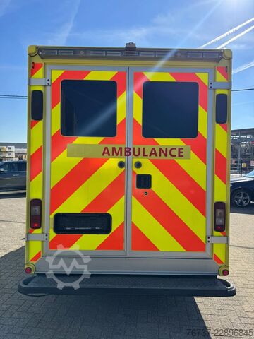 Rettungswagen Mercedes-Benz Sprinter 519 **EURO 5-V6-AIRCO-BELGIAN ORIGINE**