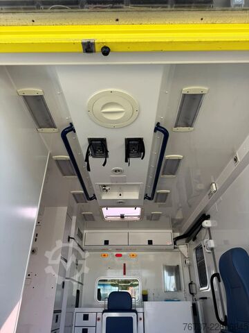 Rettungswagen Mercedes-Benz Sprinter 519 **EURO 5-V6-AIRCO-BELGIAN ORIGINE**