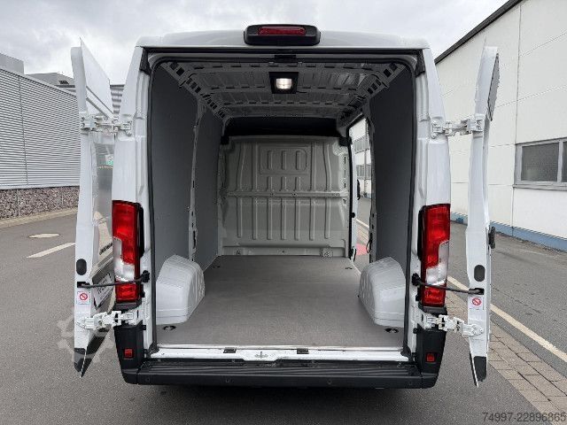 Panel van Fiat Ducato MY25 LED / NAVI / RFK