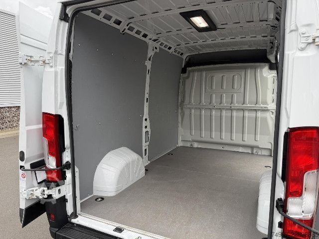Panel van Fiat Ducato MY25 LED / NAVI / RFK