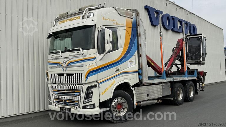 Timber transporter Volvo FH16