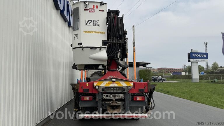 Timber transporter Volvo FH16