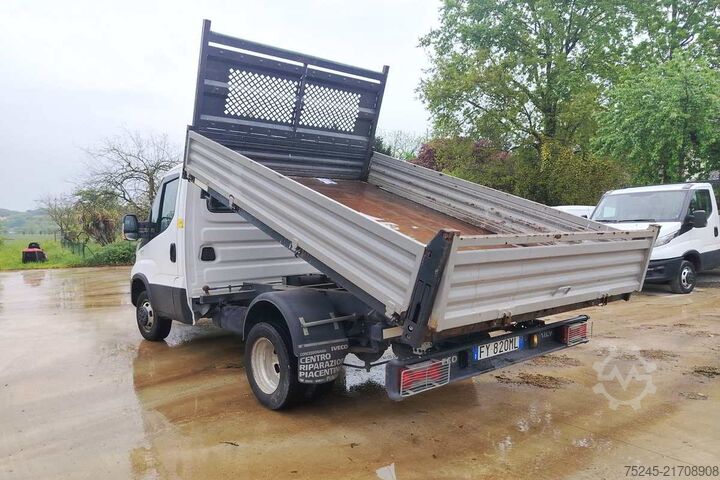 Three-way tipper van Iveco DAILY 35C14 2.3 RIBALTABILE TRILATERALE