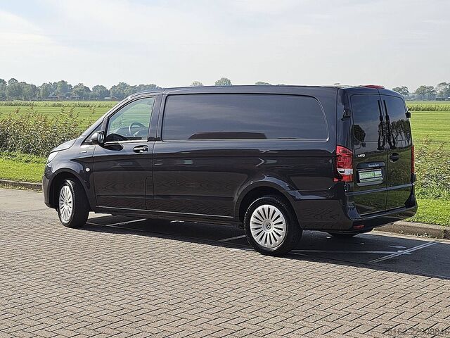 Hochdachkombi MERCEDES-BENZ EVITO L2 Bumpers-Kleur 66kWh 280KM WLTP Airco A...