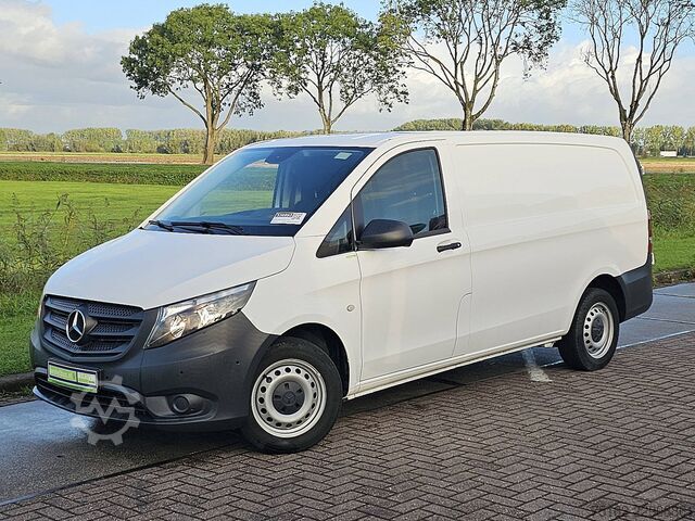 High-roof van MERCEDES-BENZ VITO 110 L2 Airco Euro6 BPM-Vrij Achterdeuren 9...