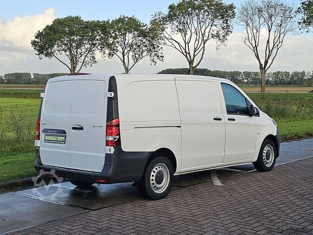 High-roof van MERCEDES-BENZ VITO 110 L2 Airco Euro6 BPM-Vrij Achterdeuren 9...