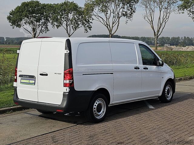 High-roof van MERCEDES-BENZ VITO 110 L2 Carplay Euro6 AC!