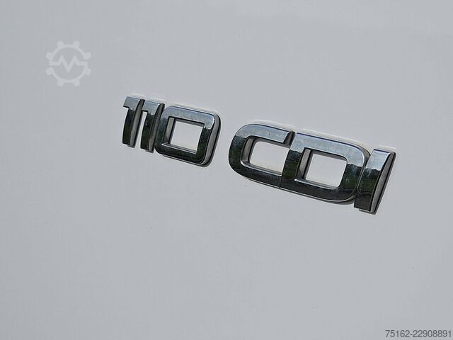 High-roof van MERCEDES-BENZ VITO 110 L2 Carplay Euro6 AC!