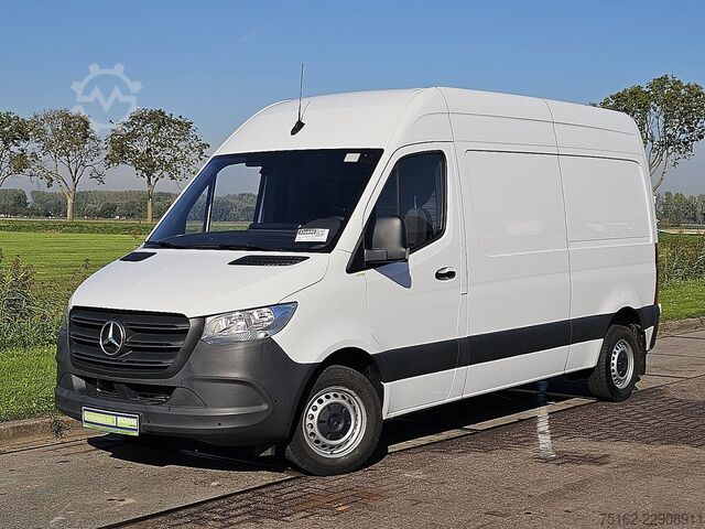 High-roof van MERCEDES-BENZ SPRINTER 311 L2H2 Mbux FWD Euro6 BPM-Vrij Airco...