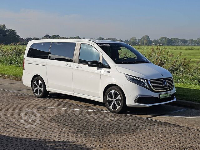 Passenger transportation MERCEDES-BENZ EQV 300 L2 7-Persoons 365km WLTP Navi 360Camera...