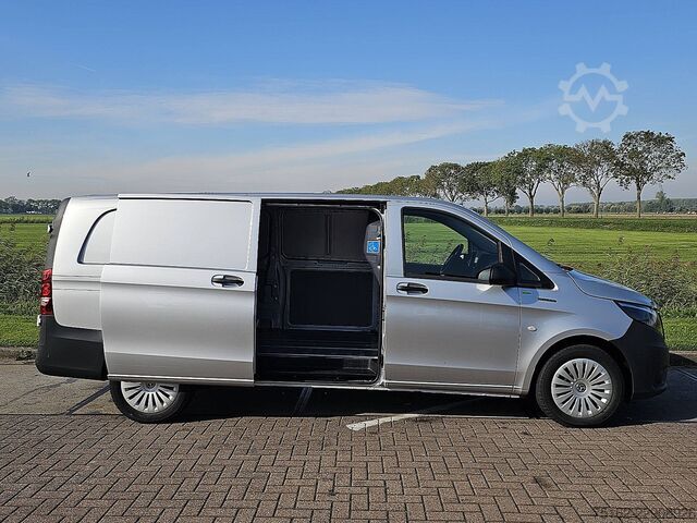 High-roof van MERCEDES-BENZ EVITO L3 XL 66kWh 280KM WLTP Carplay CruiseCont...