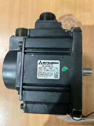 Spindelmotoren/Servomotoren Mitsubishi/Siemens/Fanuc (siehe Beschreibung)