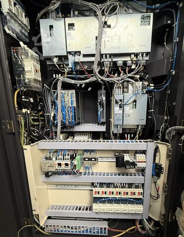 CNC lathe Okuma LB3000EXII MYW800