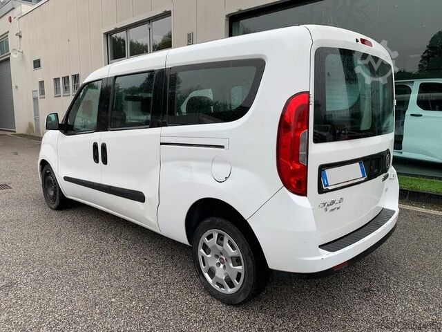 Kleintransporter FIAT Doblo Cargo Maxi L2 - Autocarro 5 posti -