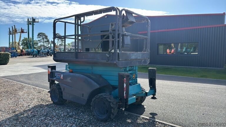 Scissor Lift Haulotte Compact 12 Dx (12m)