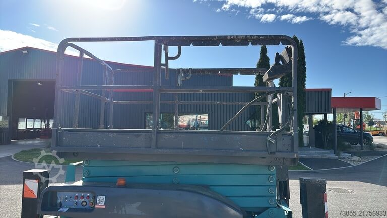 Scissor Lift Haulotte Compact 12 Dx (12m)