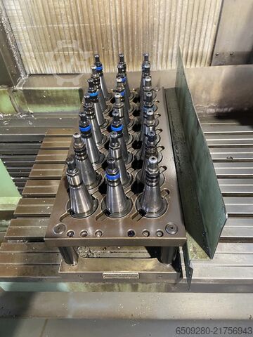 Vertical machining center Ferrari P46-S