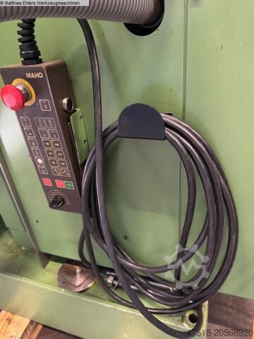 Werkzeugfräsmaschine - Universal MAHO MH 400 E