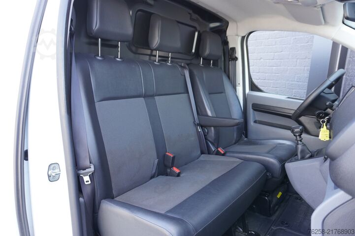 Delivery van Opel Vivaro 1.5 CDTI L2 EURO 6 - Airco - Cruise - Tr...
