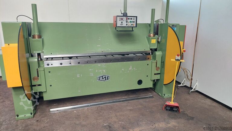 Universal folding and bending machine FASTI 212-20-4