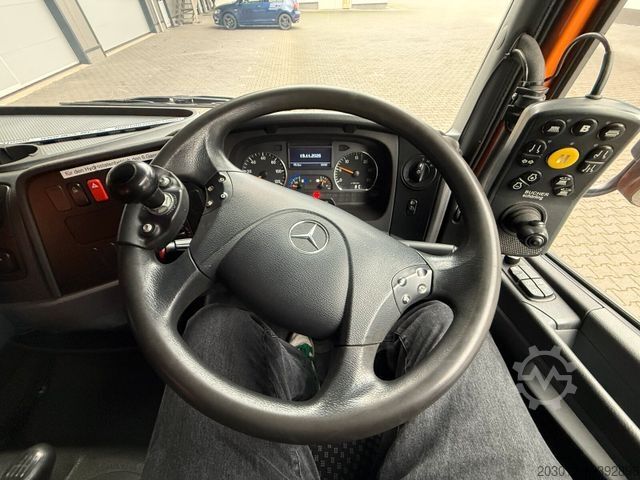 Road sweeper MERCEDES-BENZ Atego Kehrmaschine BUCHER CITYFANT 5000