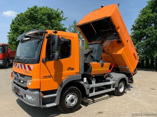 Road sweeper MERCEDES-BENZ Atego Kehrmaschine BUCHER CITYFANT 5000