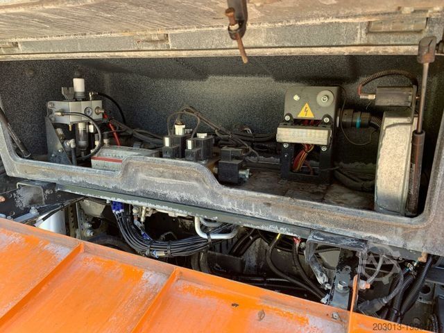 Road sweeper MERCEDES-BENZ Atego Kehrmaschine BUCHER CITYFANT 5000