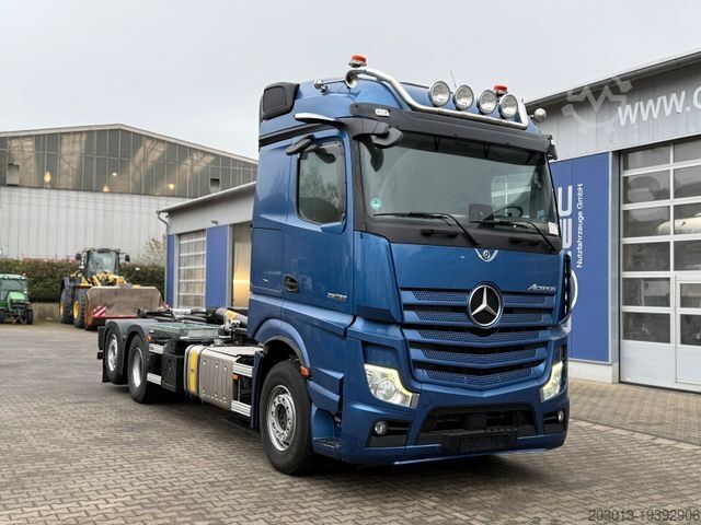 Abrollkipper MERCEDES-BENZ Actros 2563 6x2 Euro 6 Abrollkipper Hyva 20-57-S
